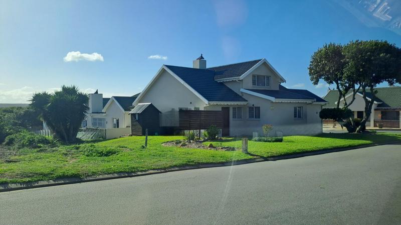 2 Bedroom Property for Sale in Stilbaai Wes Western Cape